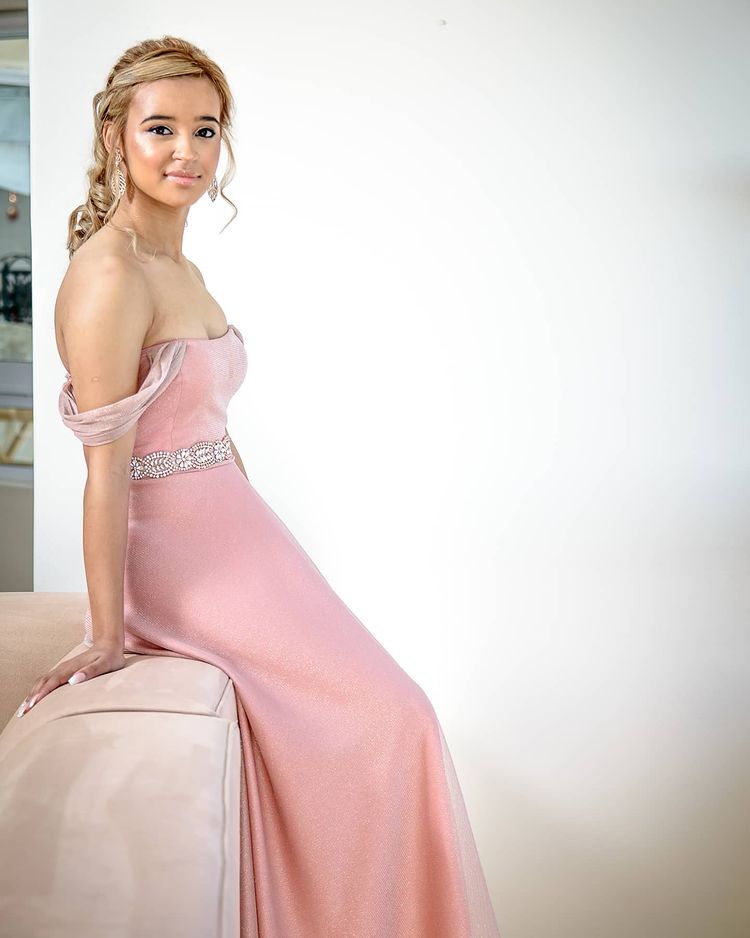 93633718_221195762496499_5375633150800347314_n